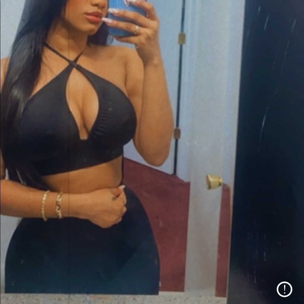 beautiful one piece black color 1 single position